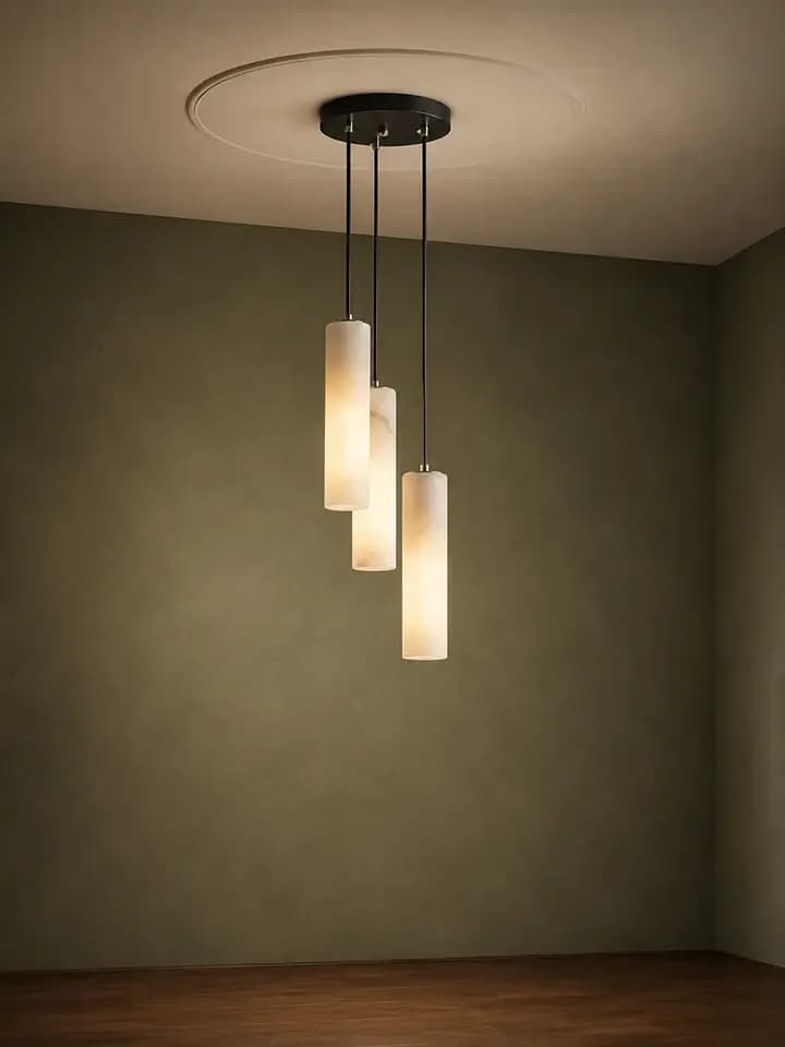Talyessa 3’lü Mermer Sarkıt Siyah 25 X 100 CM - siyah tavan rozetinden kademeli sarkan üç silindir mermer gövdeli sarkıt