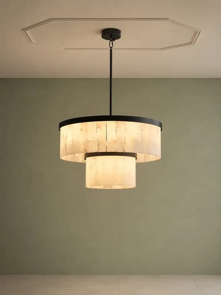 Estoria Mermer Sarkıt Avize Siyah 60 X 80 CM - siyah metal çemberli, dikey mermer plakalardan iki katmanlı silindir sarkıt avize